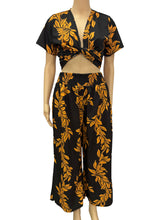 Load image into Gallery viewer, N91-TVNT2508ML (Black Maile Lei), Ladies 4-way stretch Twist-V-Neck matching Top