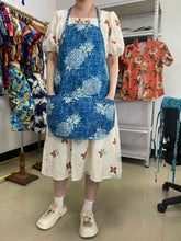 Load image into Gallery viewer, Adjustable Neck Strap Apron with Center Pocket (100% Polyester)