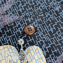 Load image into Gallery viewer, C90-A5068 (Black with gray leaf), Men 100% Cotton Aloha Shirt