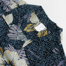 Load image into Gallery viewer, C90-A5068 (Black with gray leaf), Men 100% Cotton Aloha Shirt