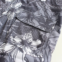 Load image into Gallery viewer, N90-B5629 (Ash hibiscus), Men Microfiber Boardshort (4-way stretch) - three pockets - Size 34‘ outseam is 22 inch.