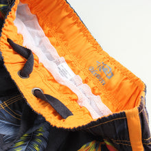 Load image into Gallery viewer, N90-T5024 (Paradise bird - black, cargo pockets), Men Microfiber Swimtrunk