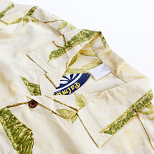 Load image into Gallery viewer, C90-A1785 (Yellow with green tree), Men 100% Cotton Aloha Shirt
