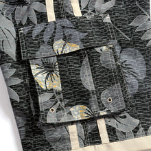 Load image into Gallery viewer, N90-T5068 (Black with gray leaf, cargo pockets), Men Microfiber Swimtrunk
