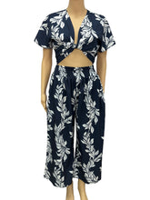 Load image into Gallery viewer, N91-TVNT2519ML (Navy Maile Lei), Ladies 4-way stretch Twist-V-Neck matching Top
