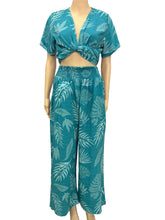 Load image into Gallery viewer, R91-TVNT552 (Aqua leaf), Ladies Rayon Twist-V-Neck matching Top
